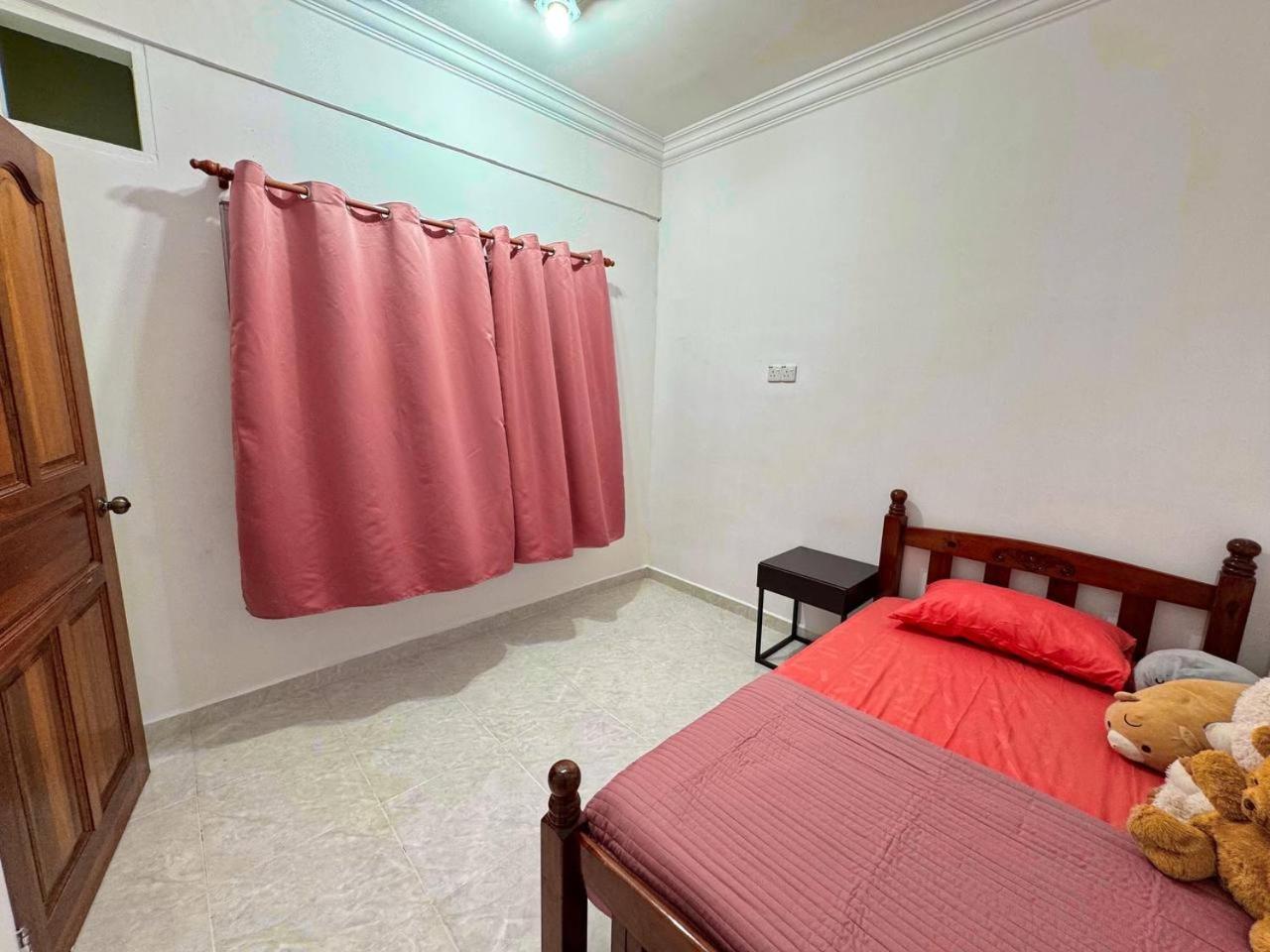 Ibai Golf Home Resort Homestay Kuala Terengganu Luaran gambar